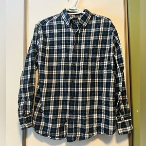 St. John's Bay Men's Navy and White Plaid Shirt